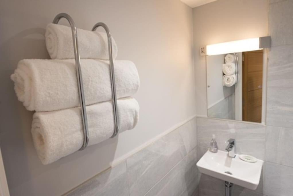 Beautiful, Spacious 1 Bed Flat Brentwood Zewnętrze zdjęcie